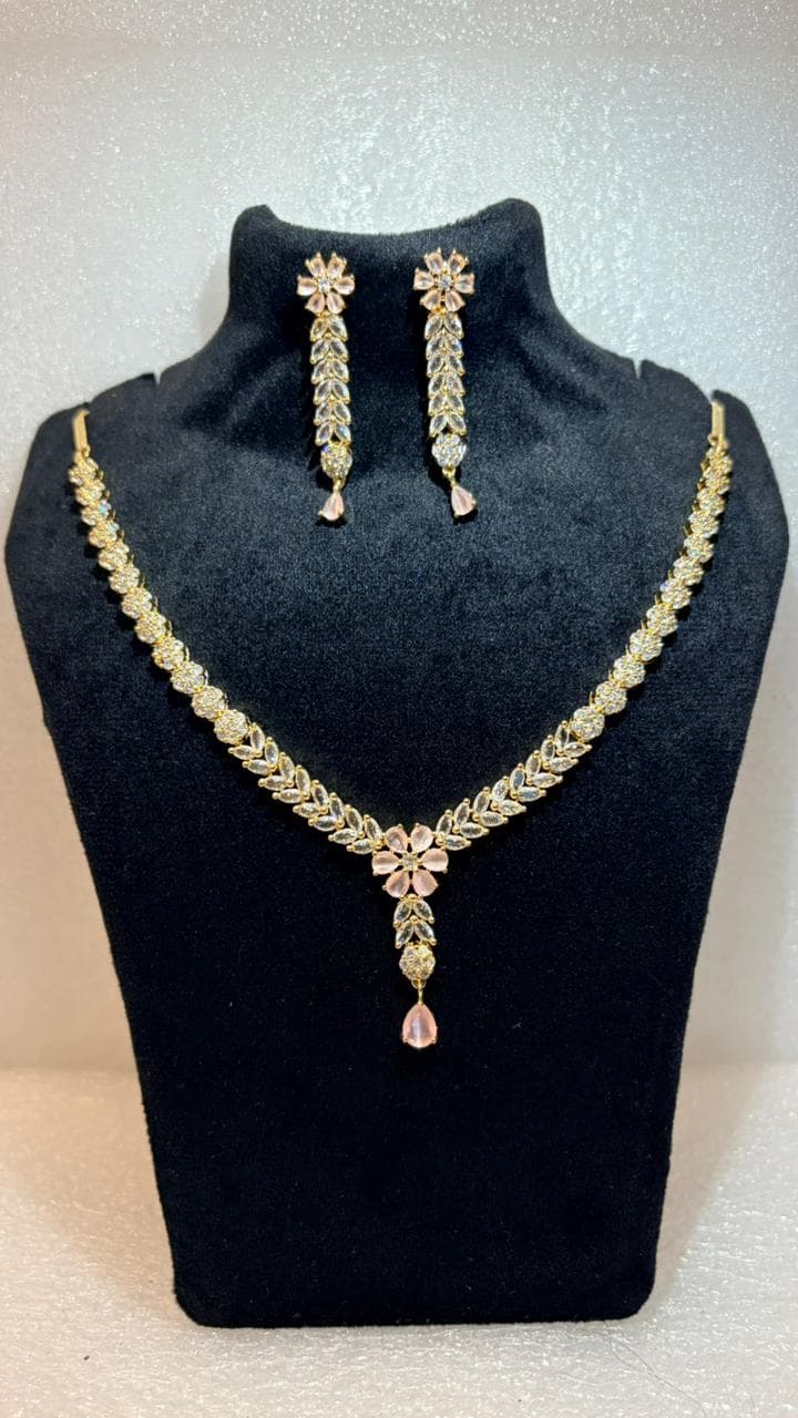 Aurora Vine Necklace Set 2