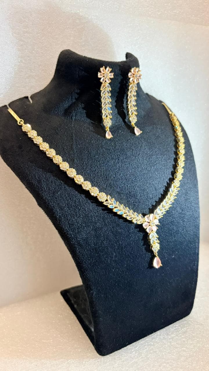 Aurora Vine Necklace Set 3