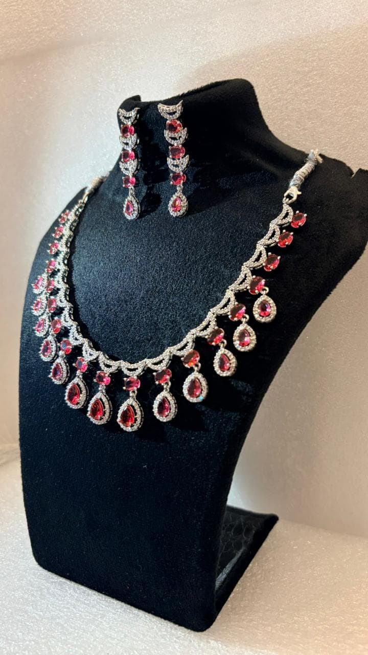 Crimson Royale Elegance Set 3