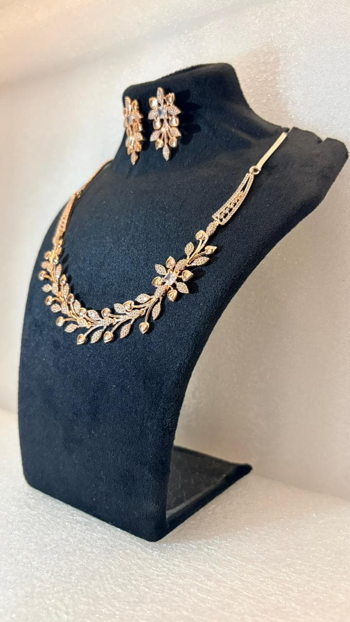 Golden Blossom Royale Set 4